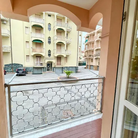 Apartamento Grazioso Appoggio A 7minuti Dal Mare Pietra Ligure